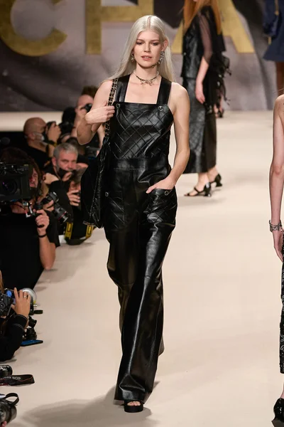 Look 59